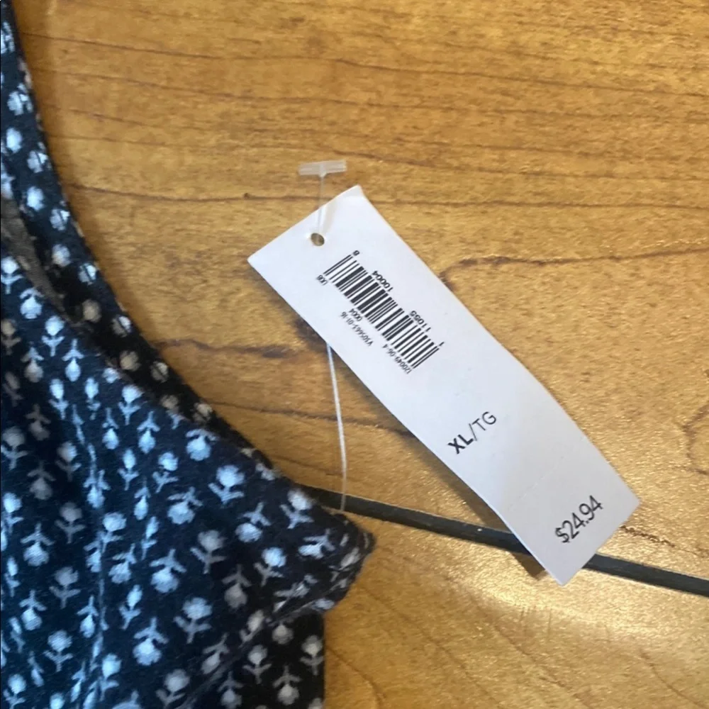 Old navy Top blouse - Picture 2 of 4